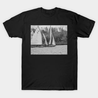 Racing boats on Wroxham Broad, Norfolk T-Shirt